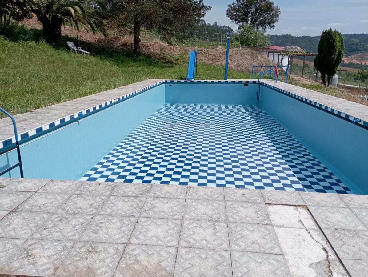 Hotel Donas E Cabaleiros Boqueixon Екстер'єр фото